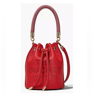 Michael Kors Bucket Bag